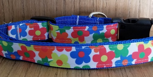 Collar/ Large/ Medium/ Blue & Yellow & Orange & White Flowers COLLAR AND LEASH COMBO/ LARGE 