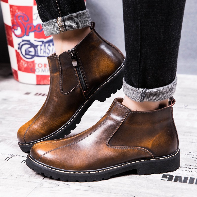 2022 New Winter Boots Leather Mens Martin retro round boots fashion leather shoes boots youth